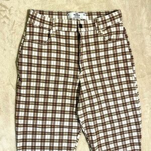 Hollister Ultra High-Rise Plaid Pants. Size M